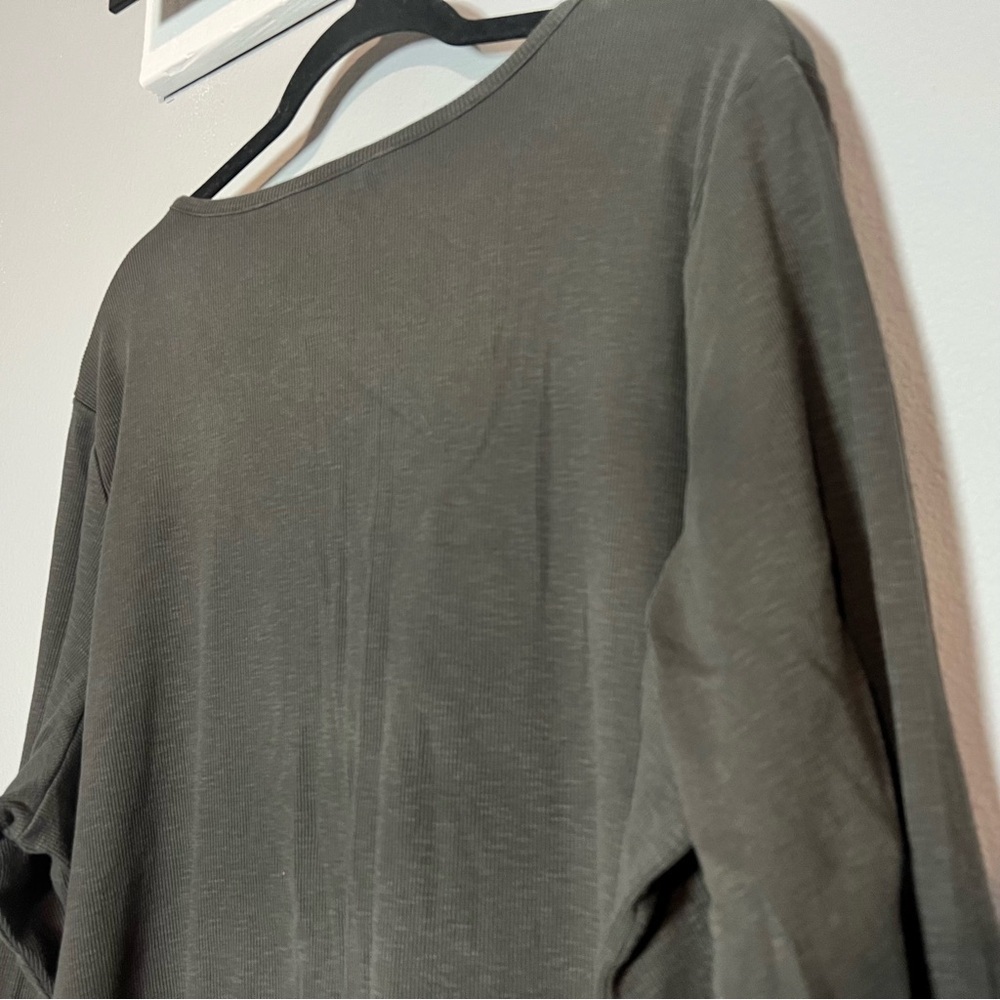 Duluth Trading Co Grey Gray No-Yank Long Sleeve Henley Womens Size 3X 3XL - Picture 8 of 10